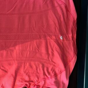 Lululemon long sleeves